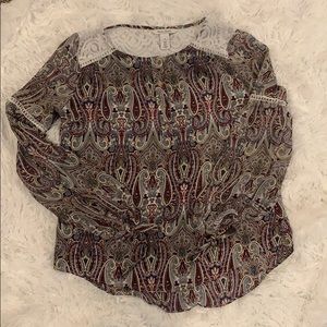 Beautiful multi colored White House| Black Market